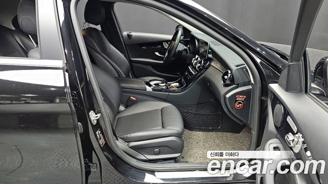 Mercedes-Benz C-Class C200