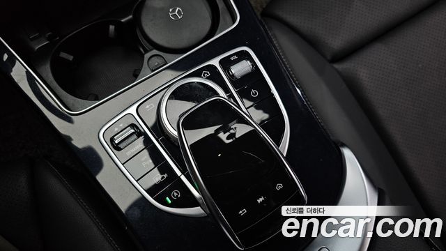 Mercedes-Benz C-Class C200