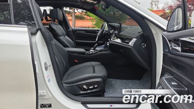 BMW Gran Turismo 640i xDrive M Sport