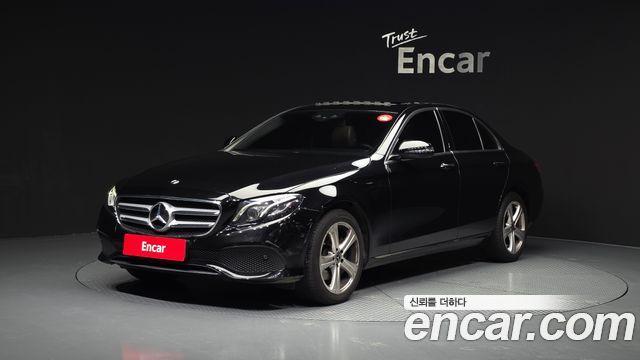 Mercedes-Benz E-Class E220d Avantgarde