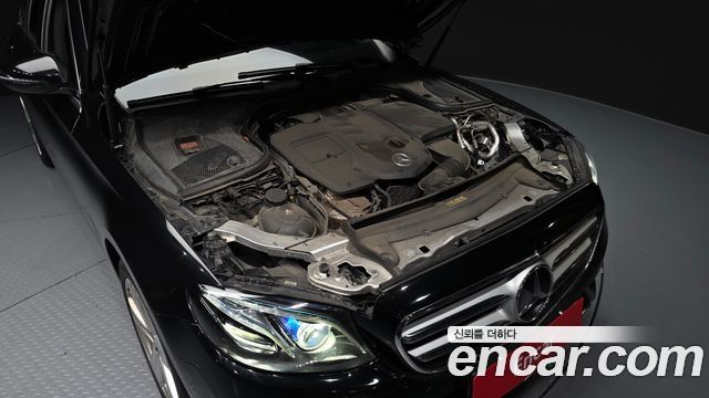Mercedes-Benz E-Class E220d Avantgarde