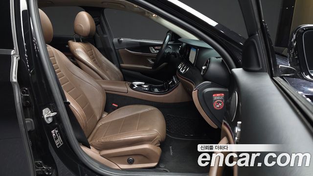 Mercedes-Benz E-Class E220d Avantgarde