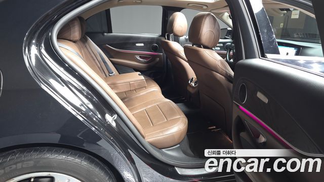 Mercedes-Benz E-Class E220d Avantgarde