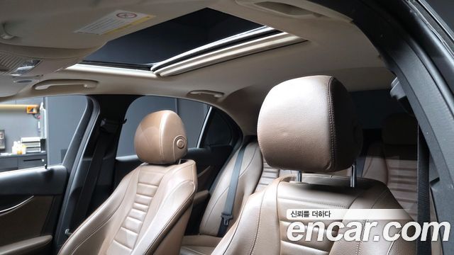 Mercedes-Benz E-Class E220d Avantgarde