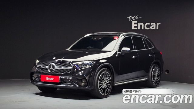 Mercedes-Benz GLC-Class GLC300 4MATIC AMG Line