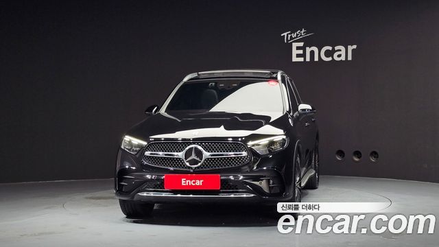Mercedes-Benz GLC-Class GLC300 4MATIC AMG Line