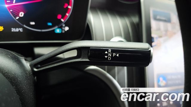 Mercedes-Benz GLC-Class GLC300 4MATIC AMG Line