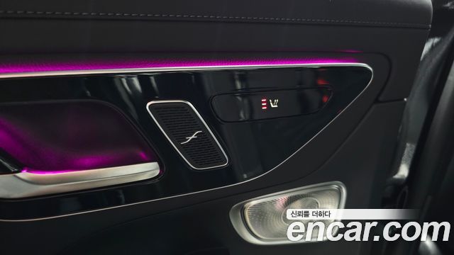 Mercedes-Benz GLC-Class GLC300 4MATIC AMG Line