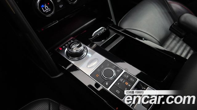 Land Rover Discovery 3.0 TD6 HSE Luxury