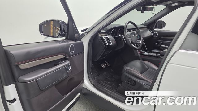 Land Rover Discovery 3.0 TD6 HSE Luxury