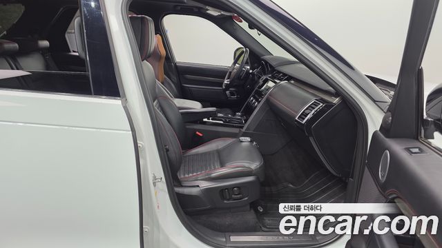 Land Rover Discovery 3.0 TD6 HSE Luxury