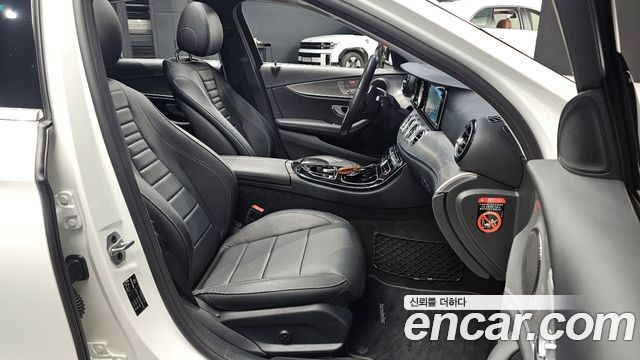 Mercedes-Benz E-Class E300 Avantgarde