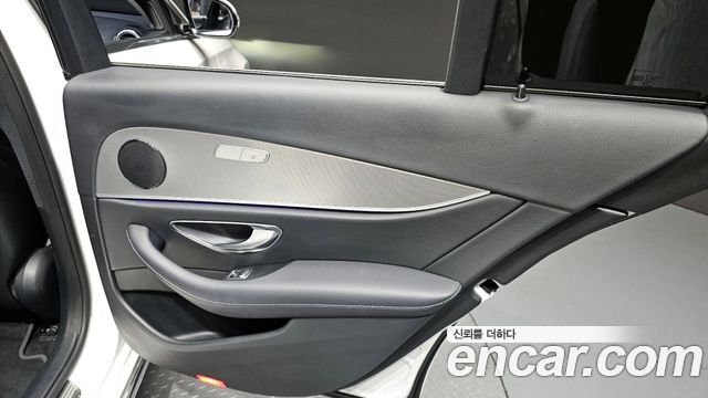 Mercedes-Benz E-Class E300 Avantgarde