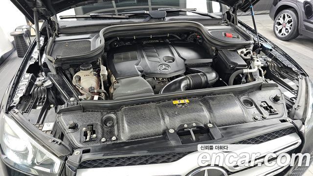 Mercedes-Benz GLE-Class GLE300d 4MATIC