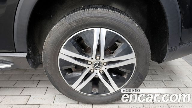 Mercedes-Benz GLE-Class GLE300d 4MATIC