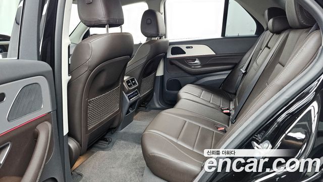 Mercedes-Benz GLE-Class GLE300d 4MATIC