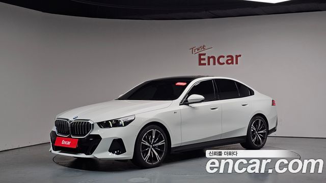BMW 5-Series 530i xDrive M Sport