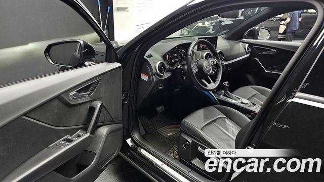 Audi Q2 35 TDI Premium