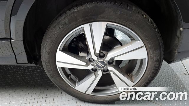 Audi Q2 35 TDI Premium