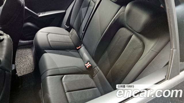 Audi Q2 35 TDI Premium
