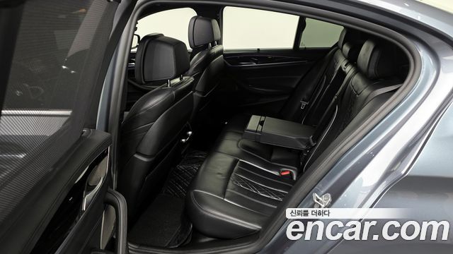 BMW 5-Series 520d M Sport Package Plus