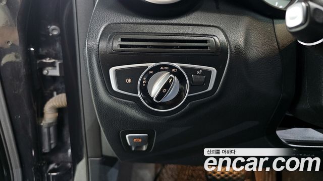 Mercedes-Benz GLC-Class GLC220 d 4MATIC