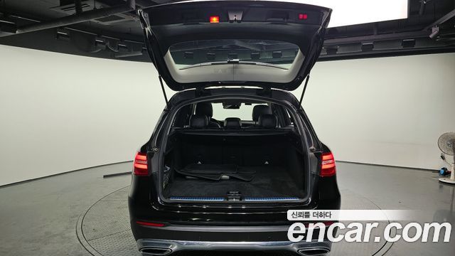 Mercedes-Benz GLC-Class GLC220 d 4MATIC