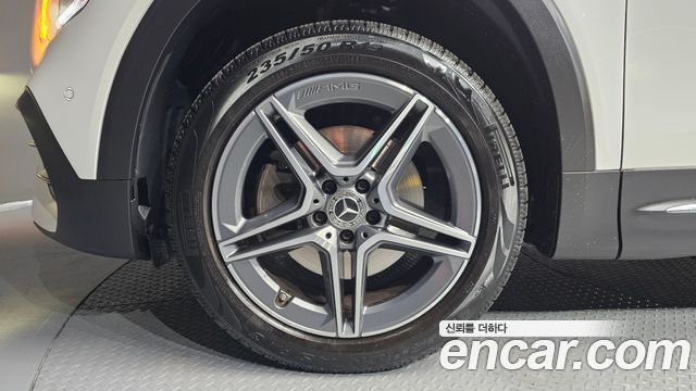 Mercedes-Benz GLB-Class GLB250 4MATIC