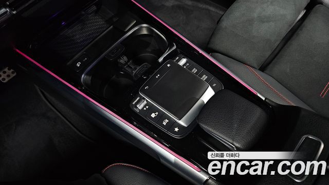 Mercedes-Benz GLB-Class GLB250 4MATIC