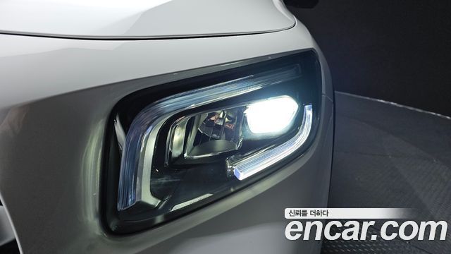 Mercedes-Benz GLB-Class GLB250 4MATIC