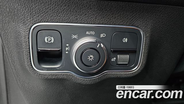 Mercedes-Benz GLB-Class GLB250 4MATIC