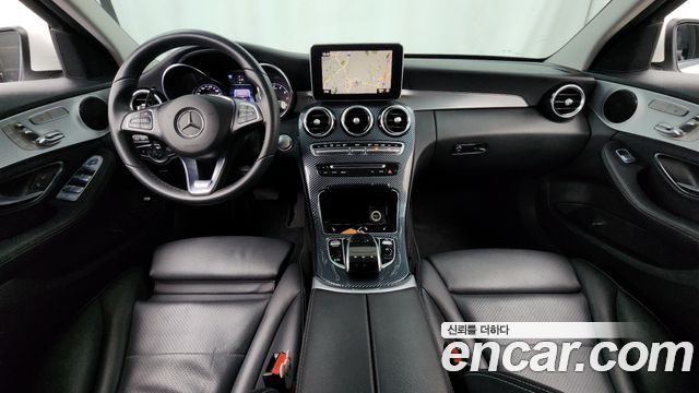 Mercedes-Benz C-Class C200 Avantgarde