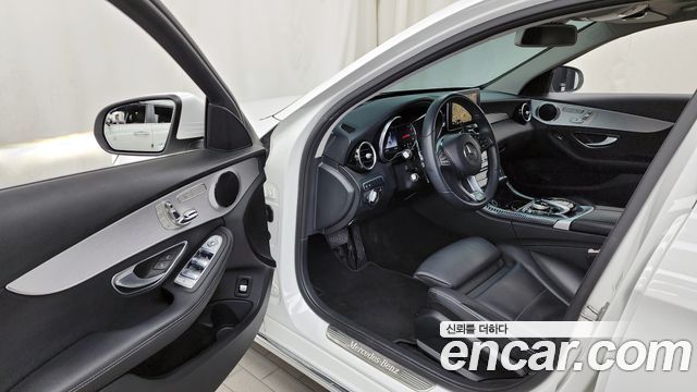 Mercedes-Benz C-Class C200 Avantgarde