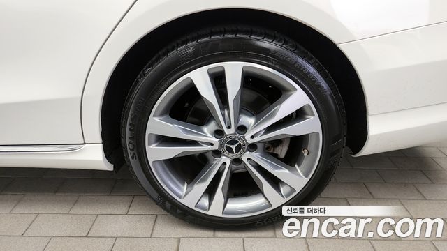 Mercedes-Benz C-Class C200 Avantgarde
