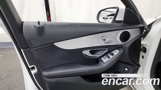 Mercedes-Benz C-Class C200 Avantgarde