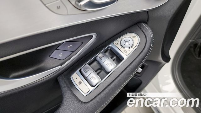 Mercedes-Benz C-Class C200 Avantgarde