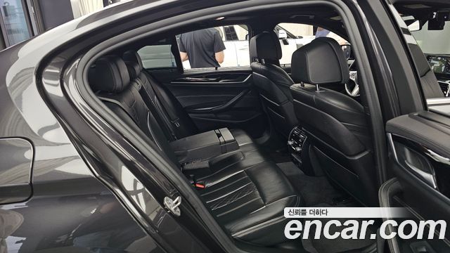 BMW 5-Series 520d M Sport Package Plus