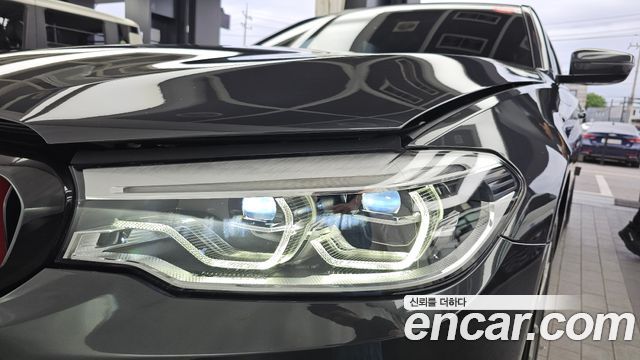 BMW 5-Series 520d M Sport Package Plus