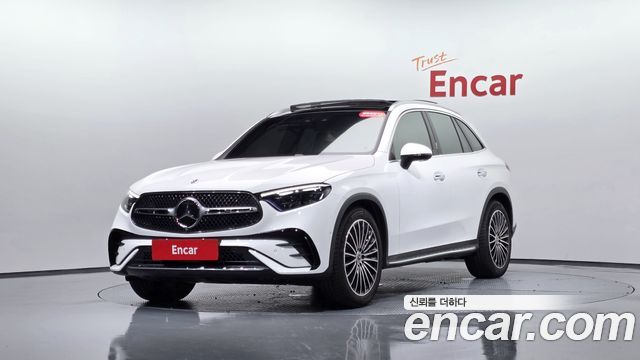 Mercedes-Benz GLC-Class GLC300 4MATIC AMG Line