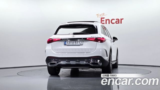 Mercedes-Benz GLC-Class GLC300 4MATIC AMG Line