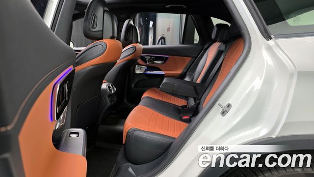 Mercedes-Benz GLC-Class GLC300 4MATIC AMG Line