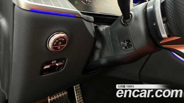 Mercedes-Benz GLC-Class GLC300 4MATIC AMG Line