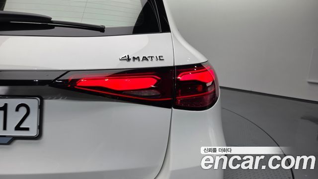 Mercedes-Benz GLC-Class GLC300 4MATIC AMG Line