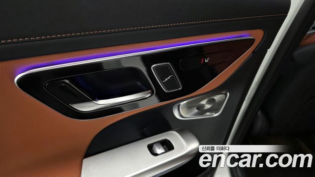 Mercedes-Benz GLC-Class GLC300 4MATIC AMG Line