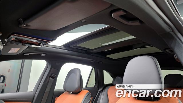 Mercedes-Benz GLC-Class GLC300 4MATIC AMG Line