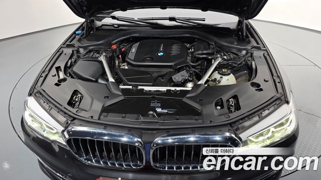 BMW 5-Series 520d Luxury Plus