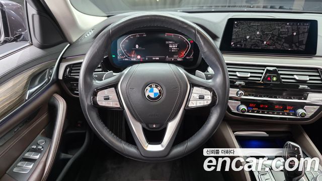 BMW 5-Series 520d Luxury Plus