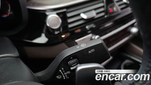 BMW 5-Series 520d Luxury Plus