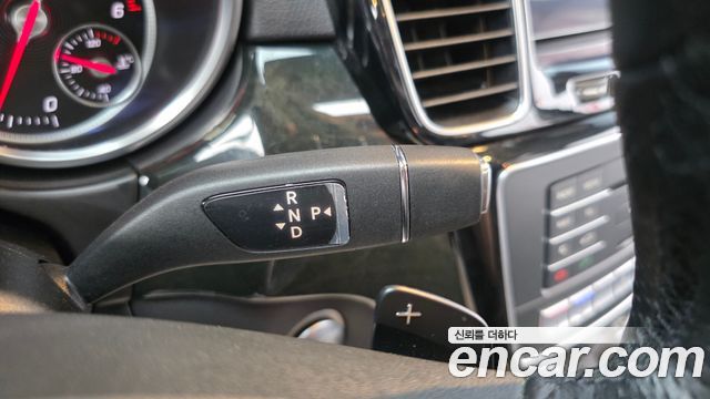 Mercedes-Benz GLE-Class GLE350 d 4MATIC