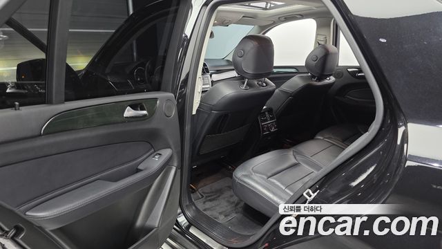 Mercedes-Benz GLE-Class GLE350 d 4MATIC